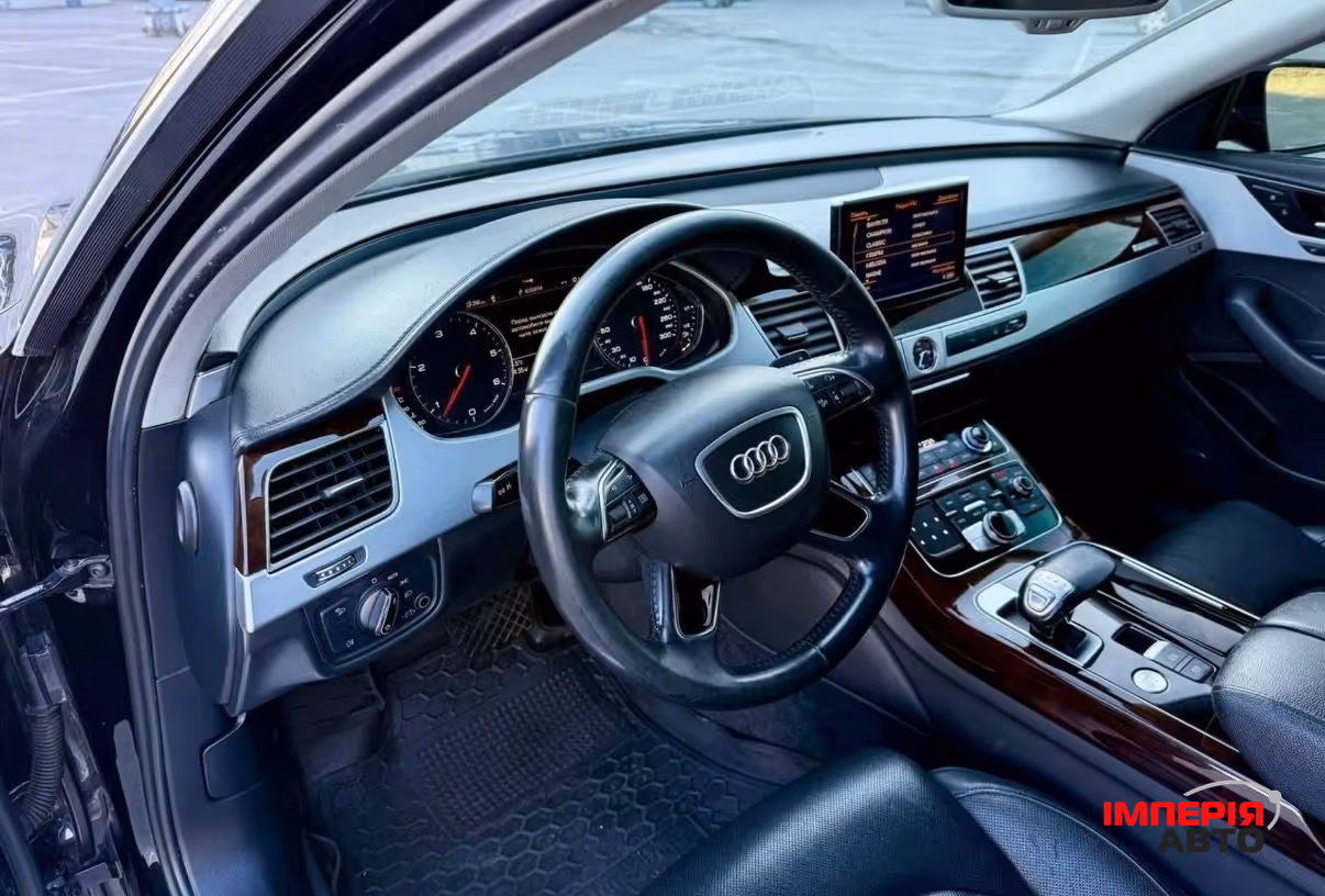 Audi A8 - фото 20