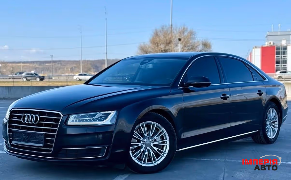 Audi A8 - фото 2
