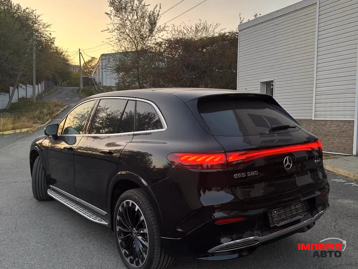 Mercedes-Benz EQS SUV - фото 6