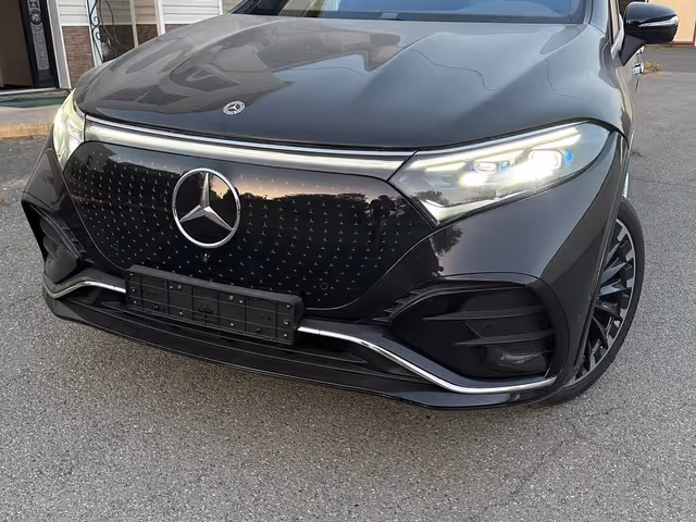 Mercedes-Benz EQS SUV - фото 2