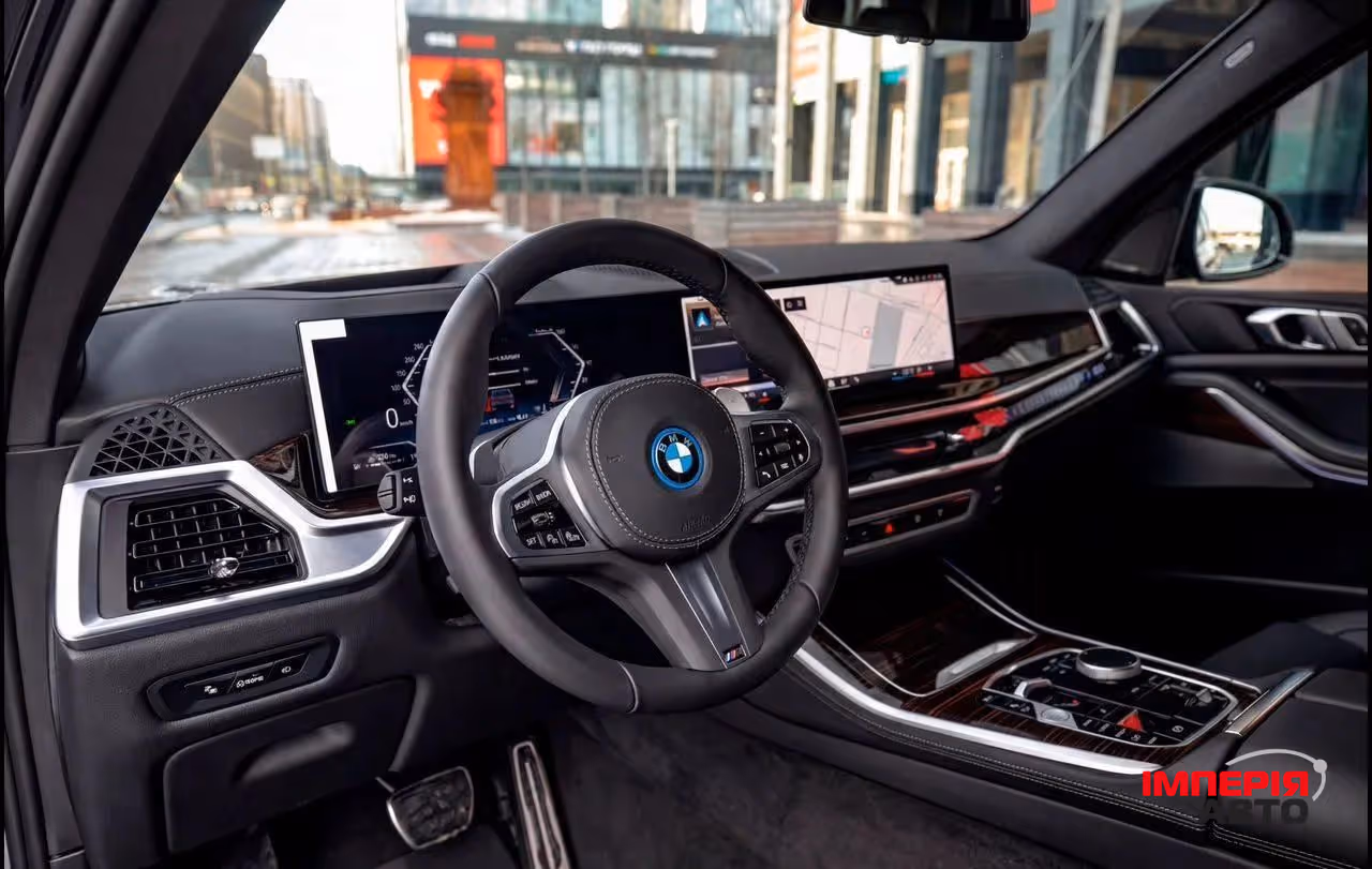 BMW X5 - фото 6