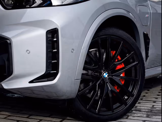 BMW X5 - фото 4