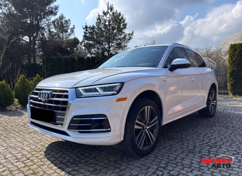 Audi Q5 - фото 3