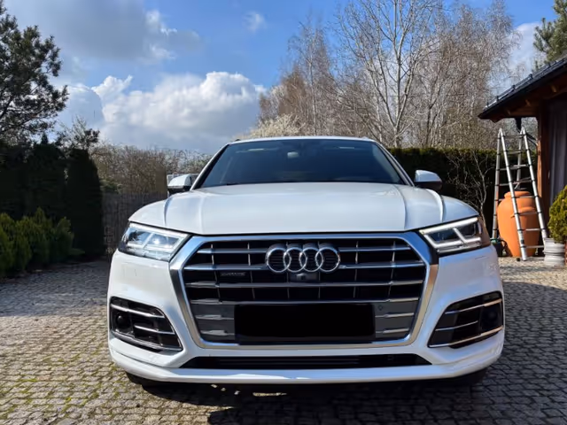 Audi Q5 - фото 2
