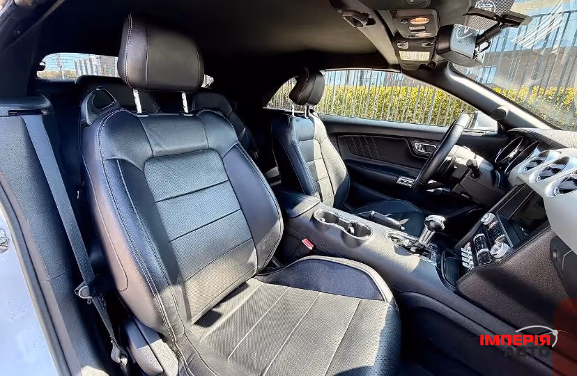Ford Mustang - фото 25