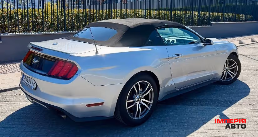 Ford Mustang - фото 7