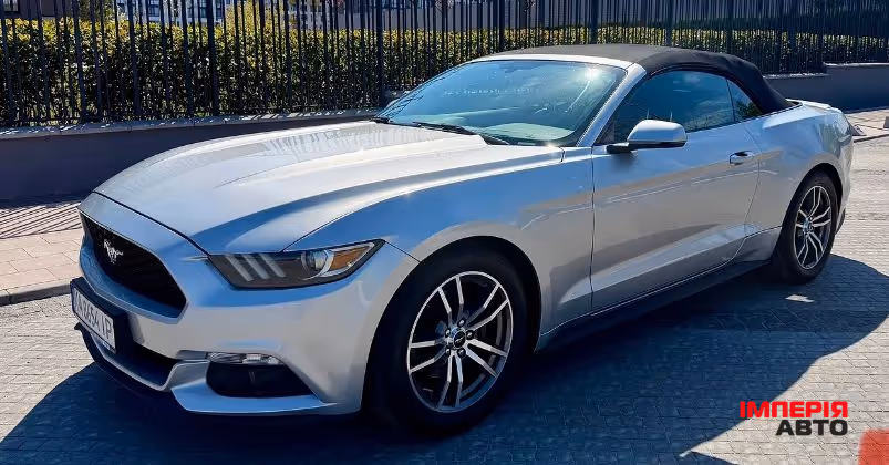Ford Mustang - фото 2