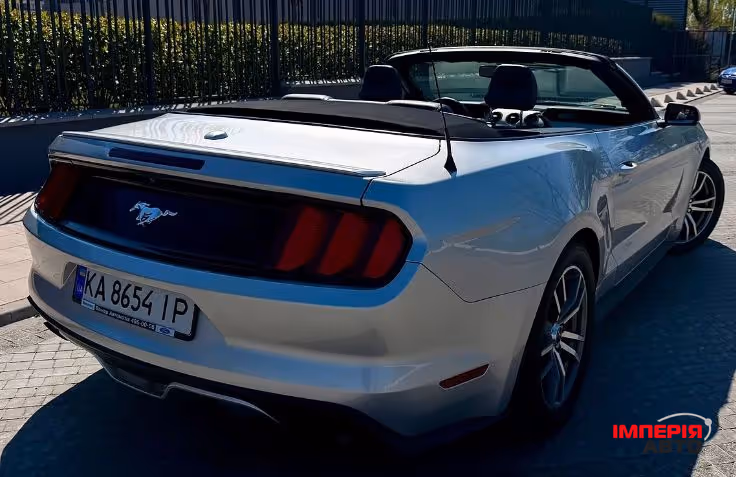 Ford Mustang - фото 17