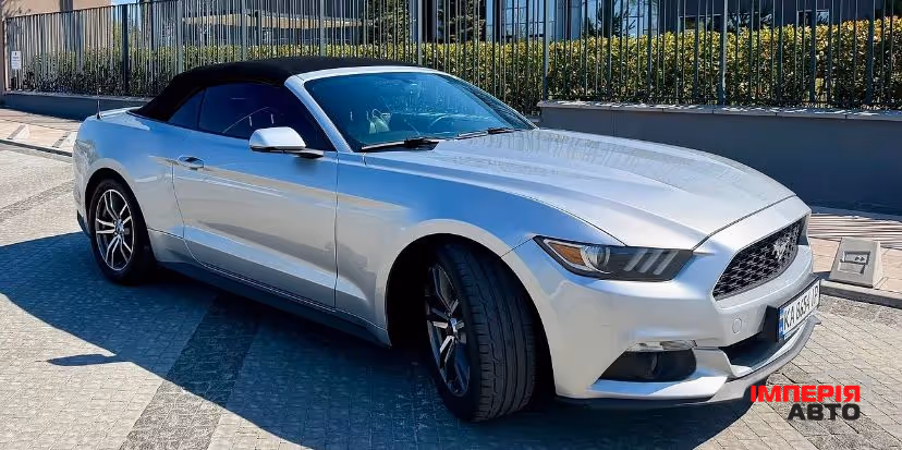 Ford Mustang - фото 9