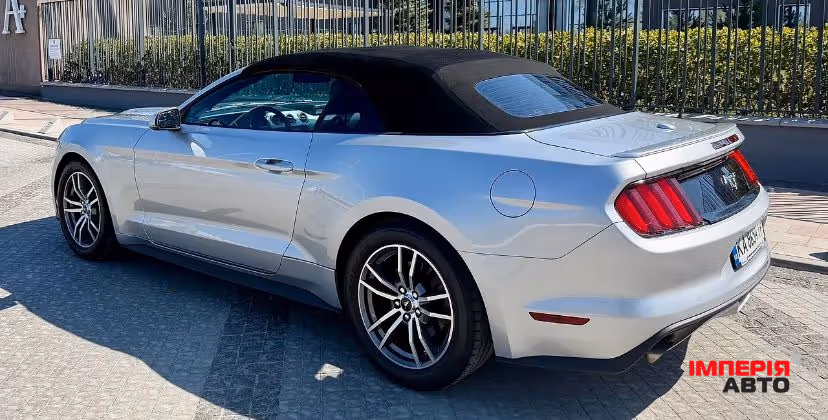 Ford Mustang - фото 4