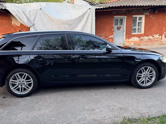 Audi A6 - фото 5