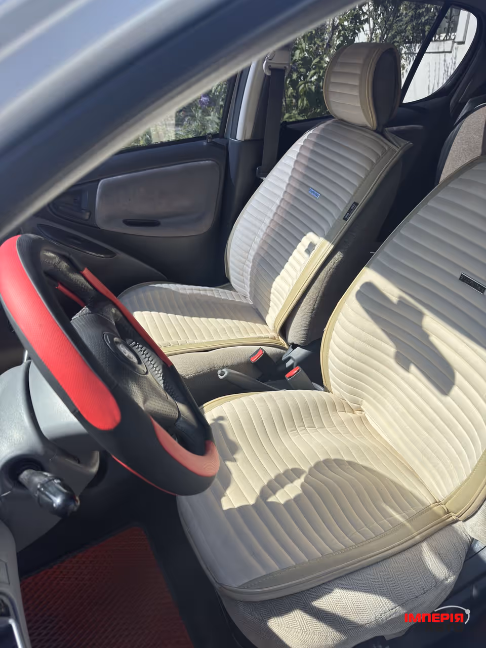 Toyota Yaris - фото 7
