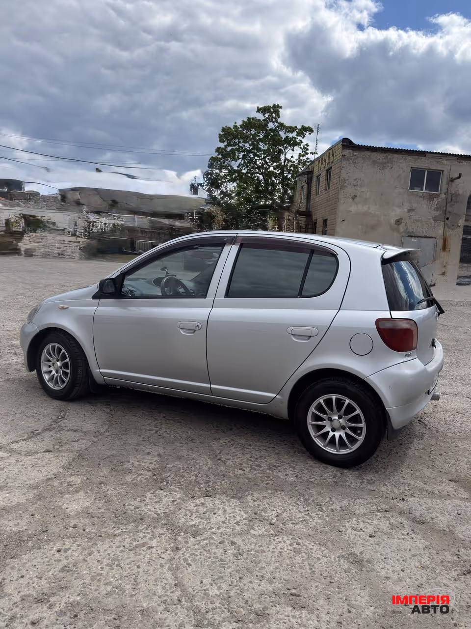 Toyota Yaris - фото 5