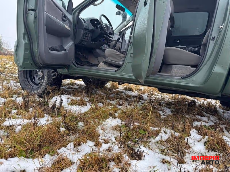 Toyota Hilux - фото 9