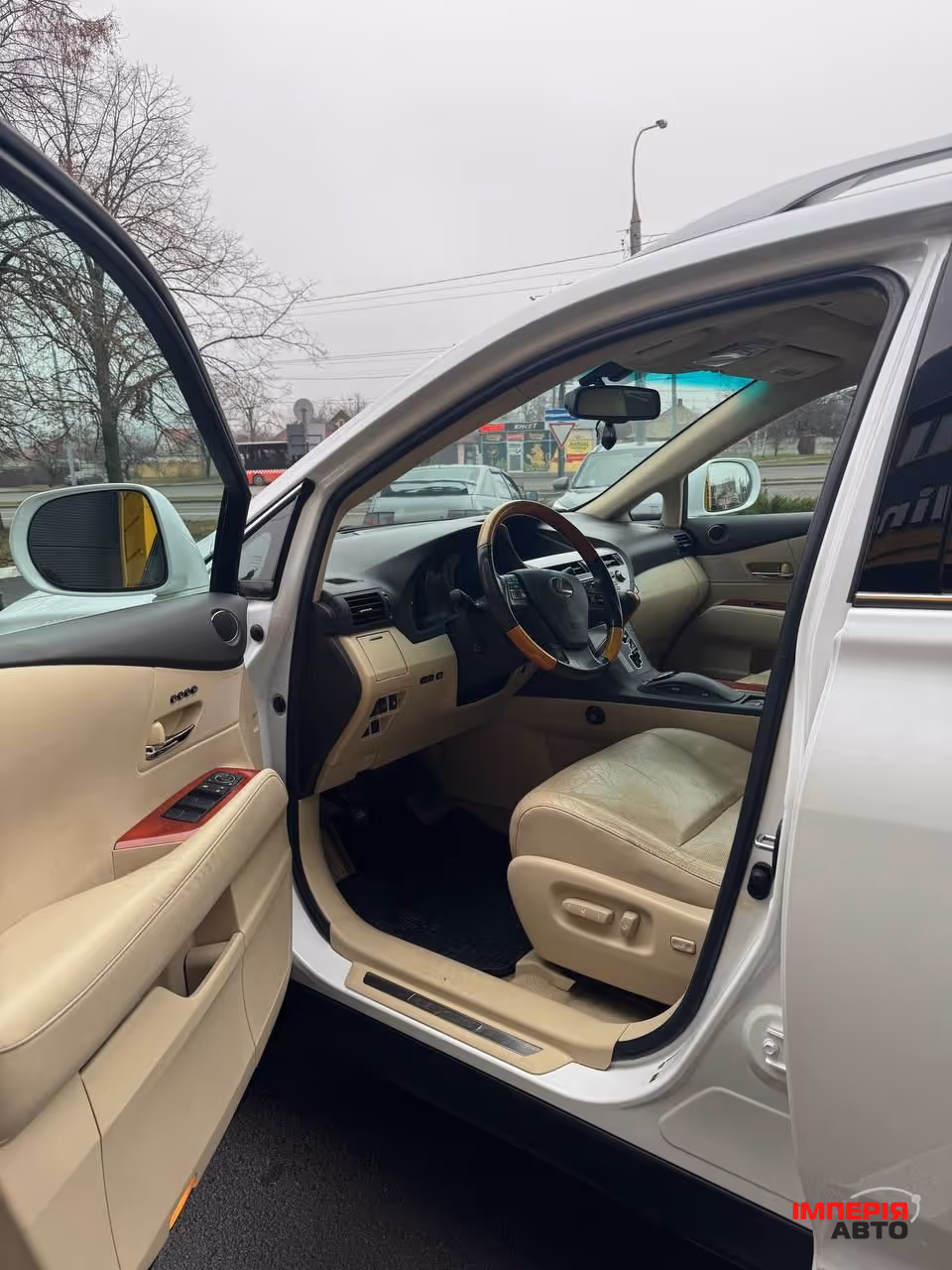 Lexus RX - фото 13