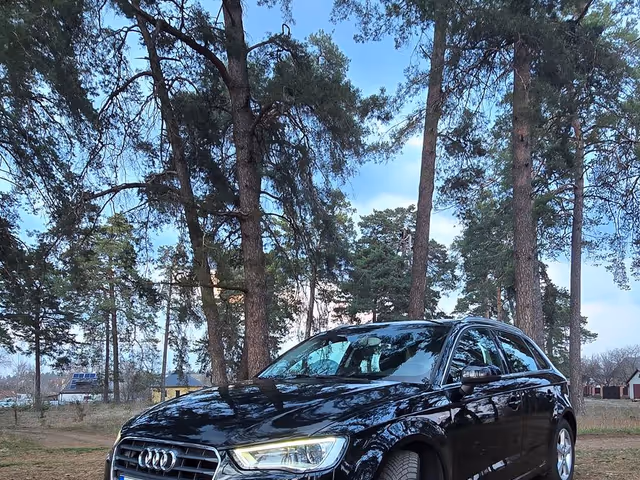 Audi A3 - фото 5