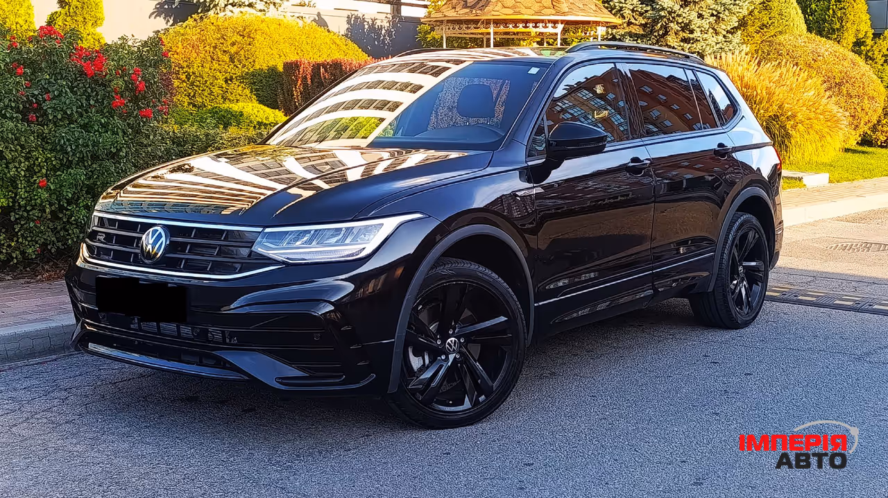 Volkswagen Tiguan - фото 6