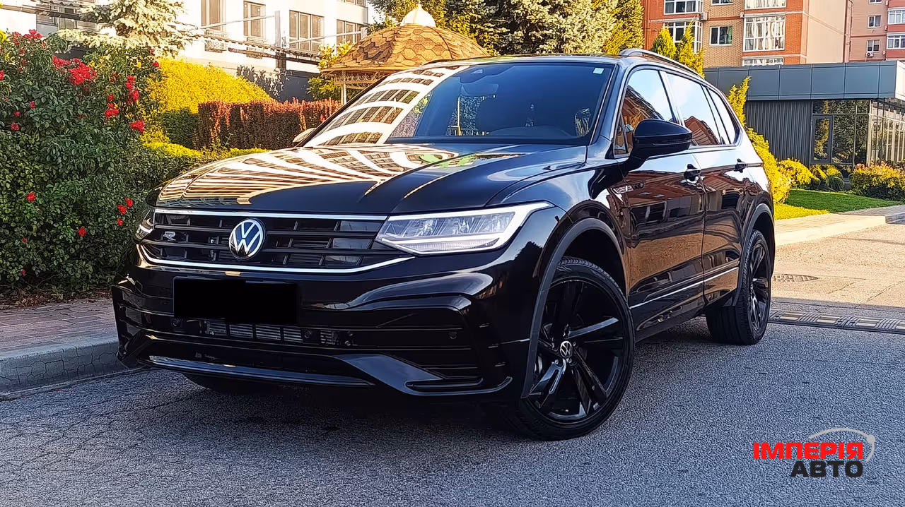 Volkswagen Tiguan - фото 1