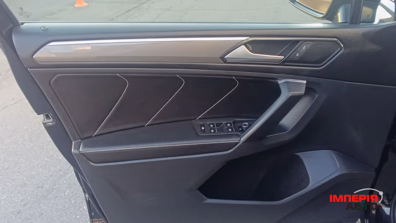 Volkswagen Tiguan - фото 29