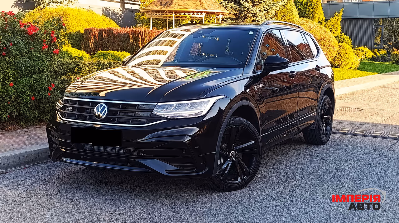 Volkswagen Tiguan - фото 7