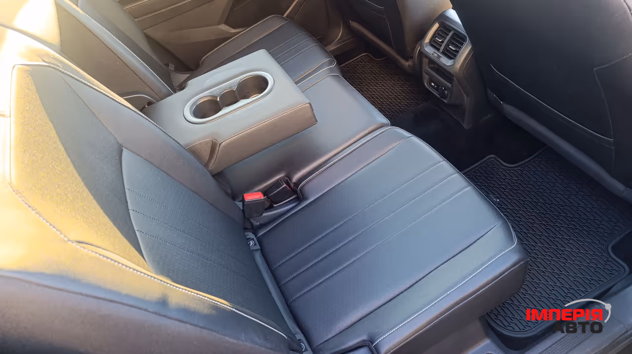 Volkswagen Tiguan - фото 48