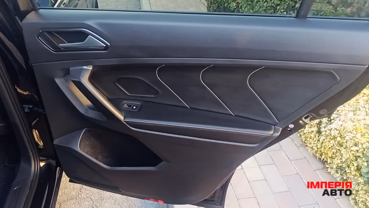 Volkswagen Tiguan - фото 23