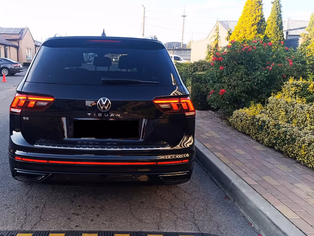 Volkswagen Tiguan - фото 3