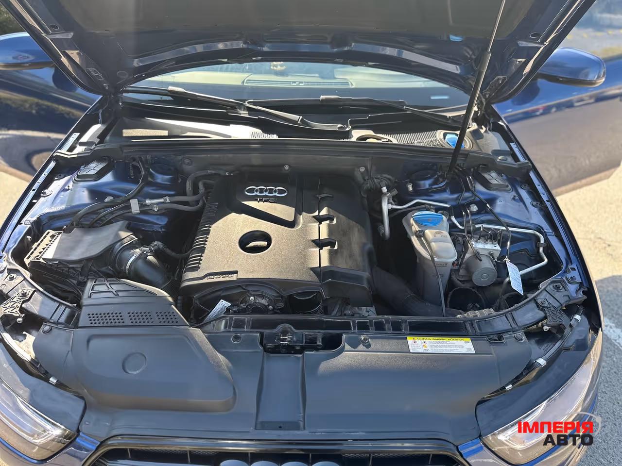 Audi A4 - фото 16