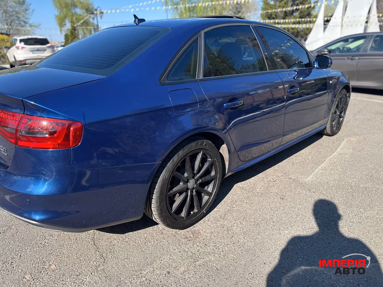 Audi A4 - фото 7