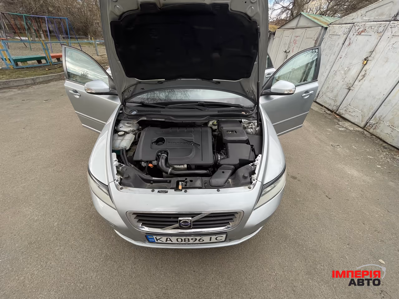 Volvo V50 - фото 3