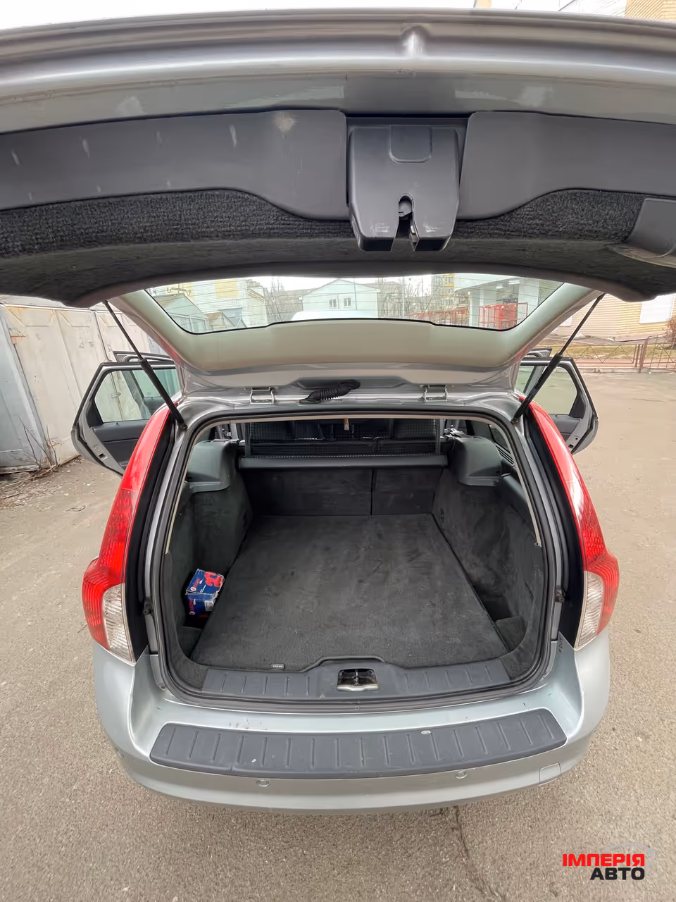 Volvo V50 - фото 9