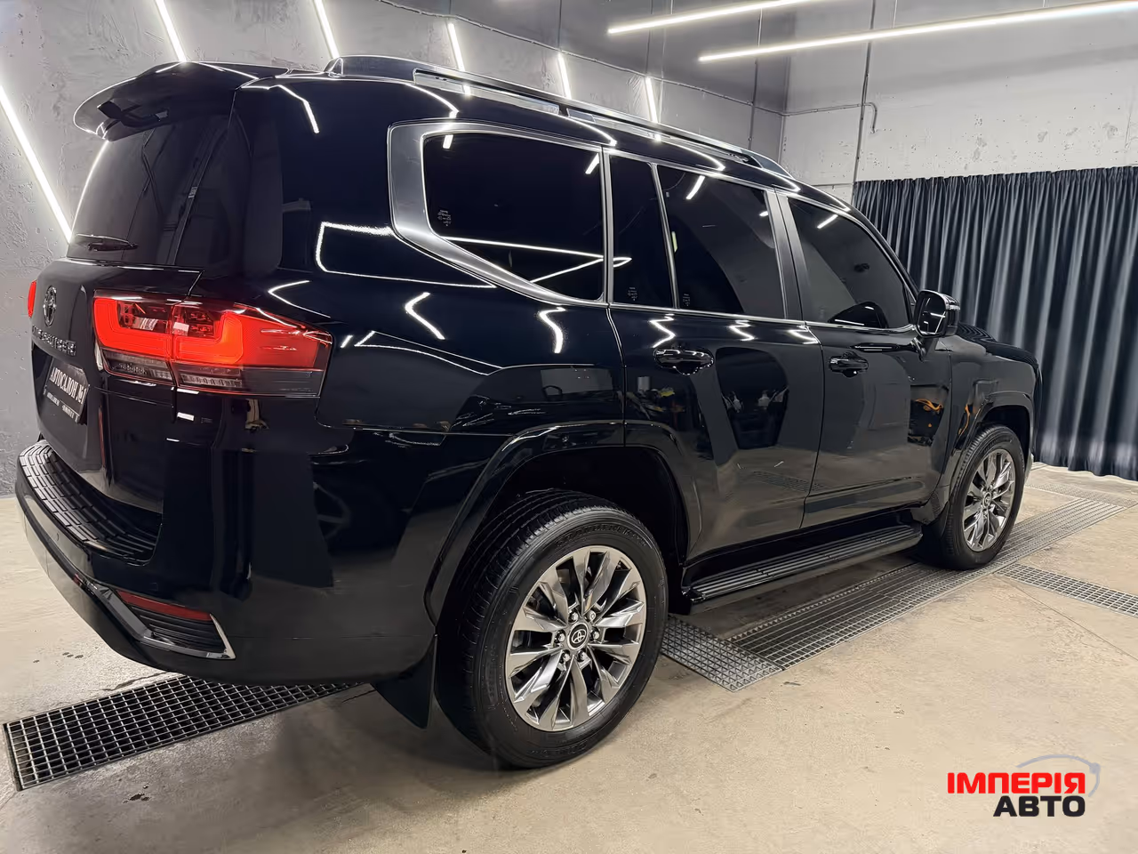 Toyota Land Cruiser - фото 6