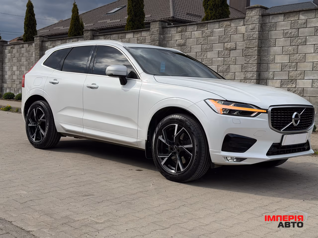Volvo XC60 - фото 7