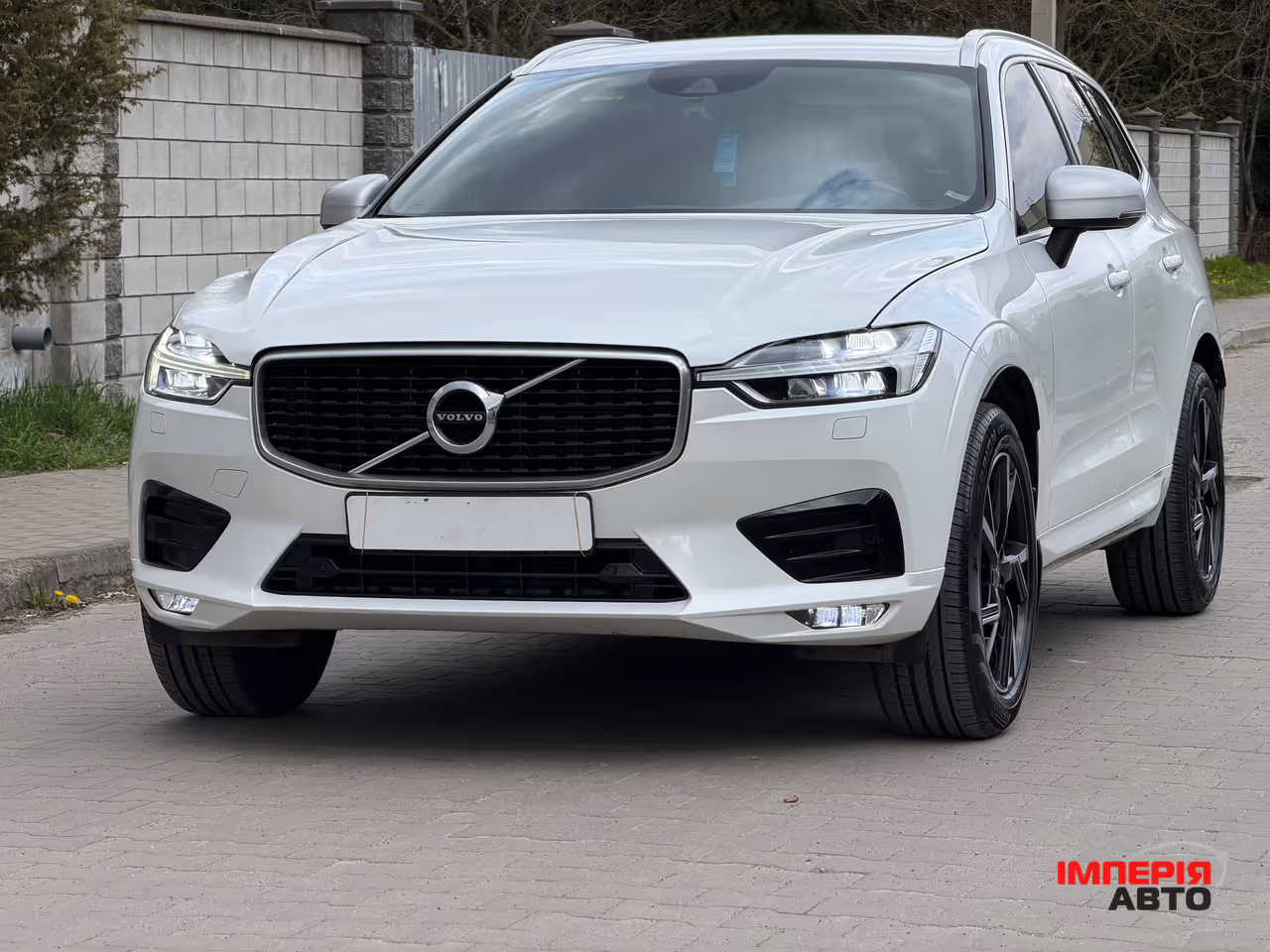 Volvo XC60 - фото 2