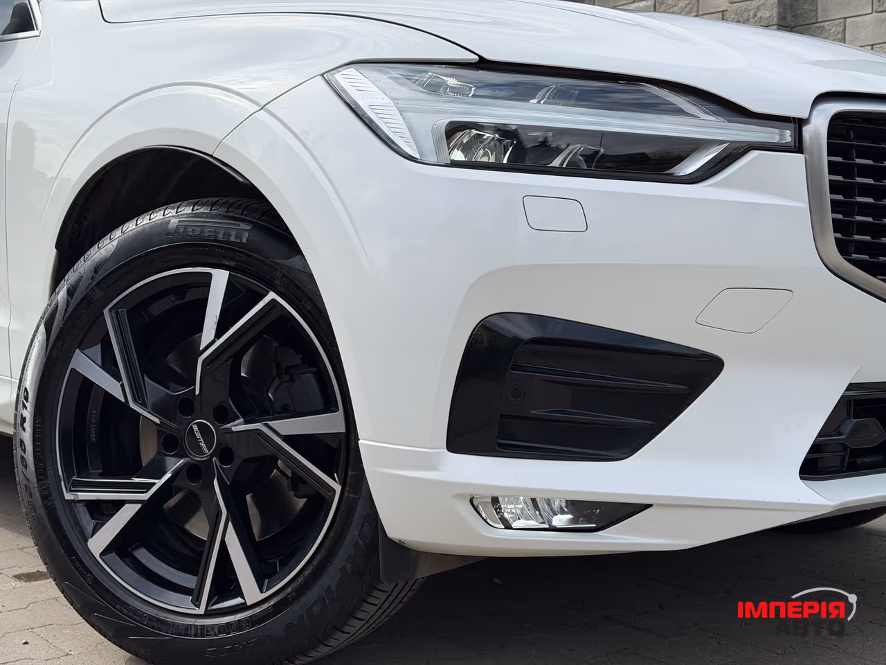 Volvo XC60 - фото 3