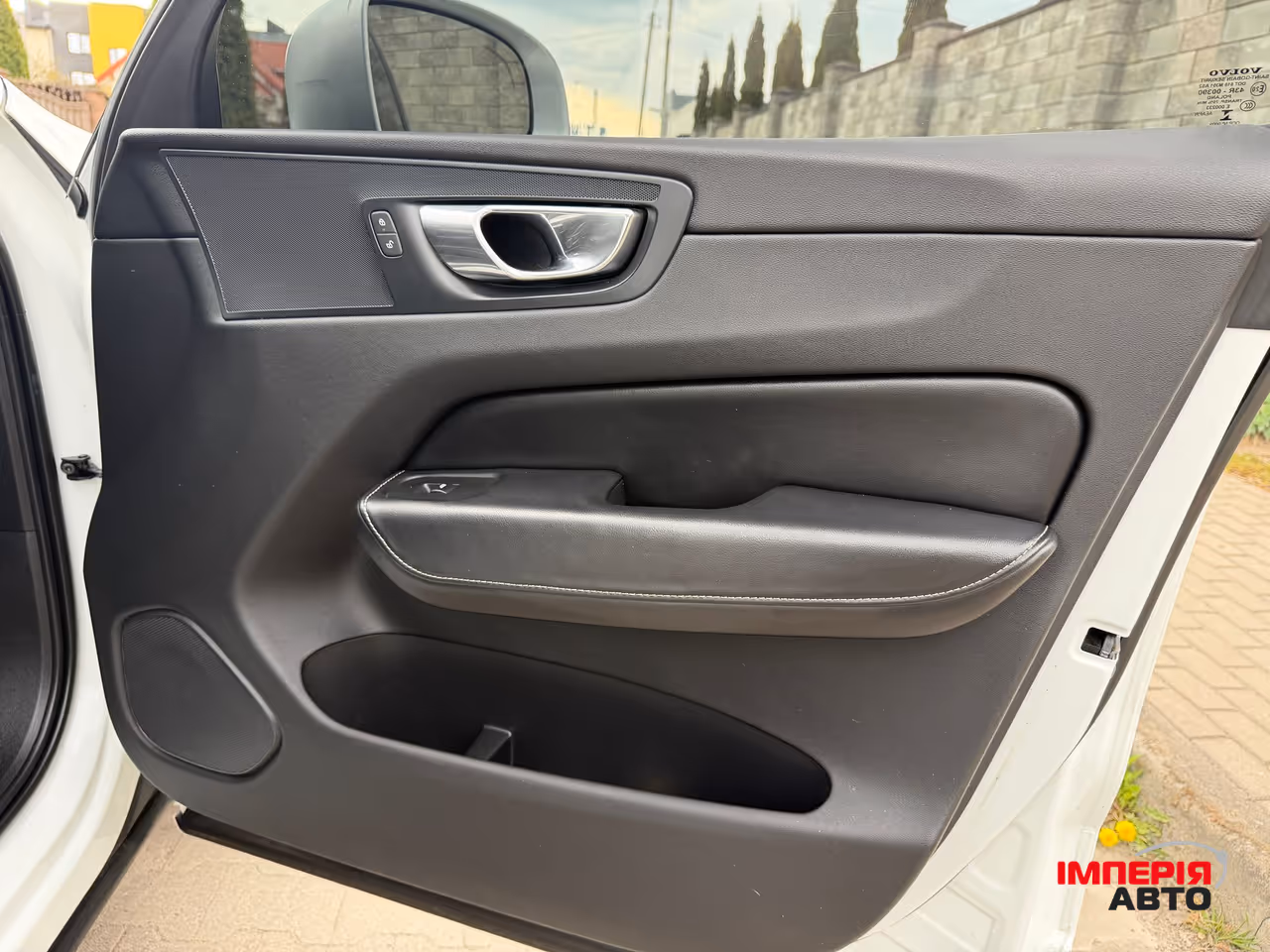 Volvo XC60 - фото 33