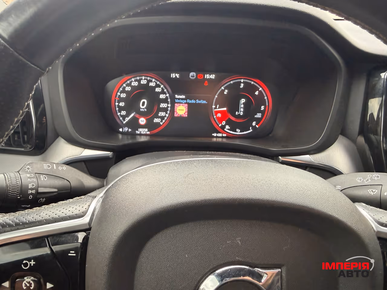 Volvo XC60 - фото 23
