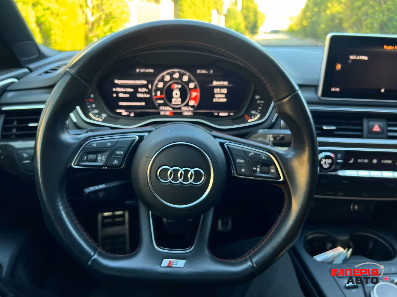 Audi S5 - фото 13
