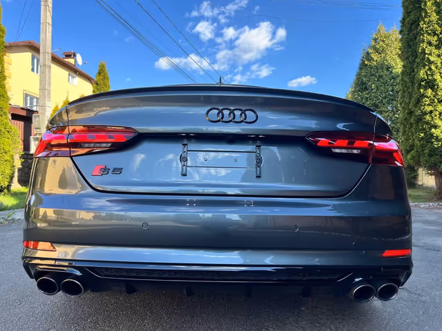 Audi S5 - фото 4