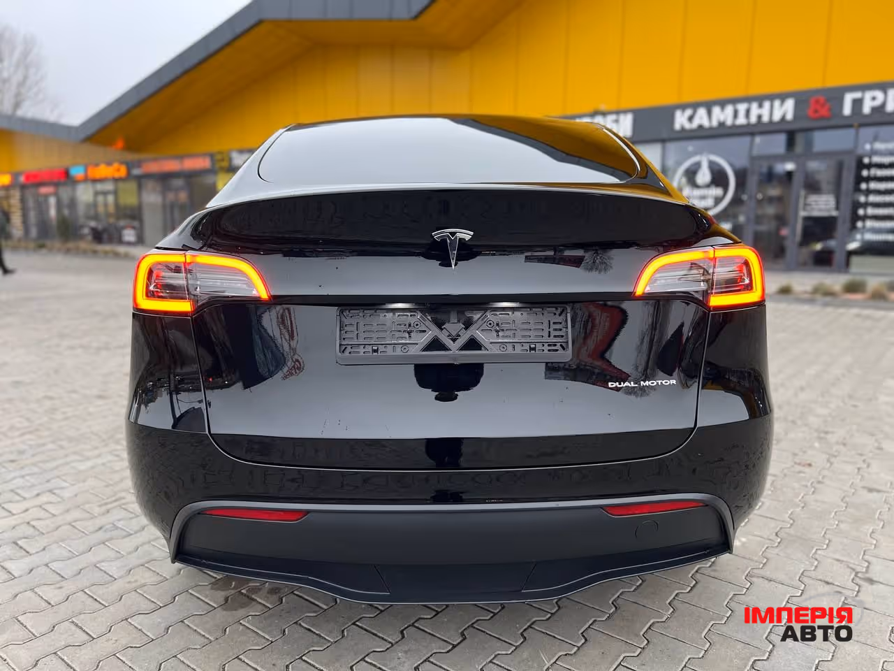 Tesla Model Y - фото 4