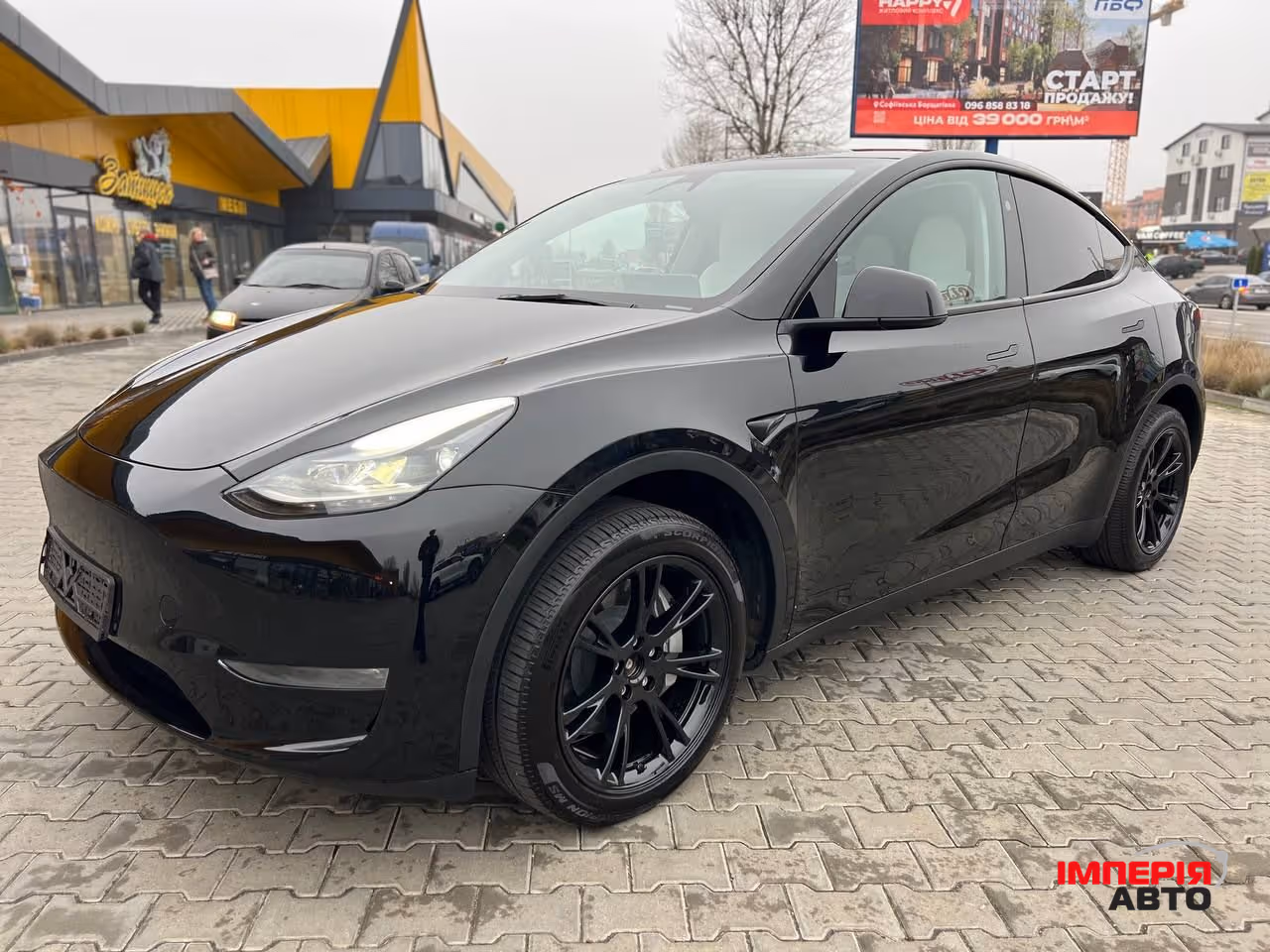 Tesla Model Y - фото 2