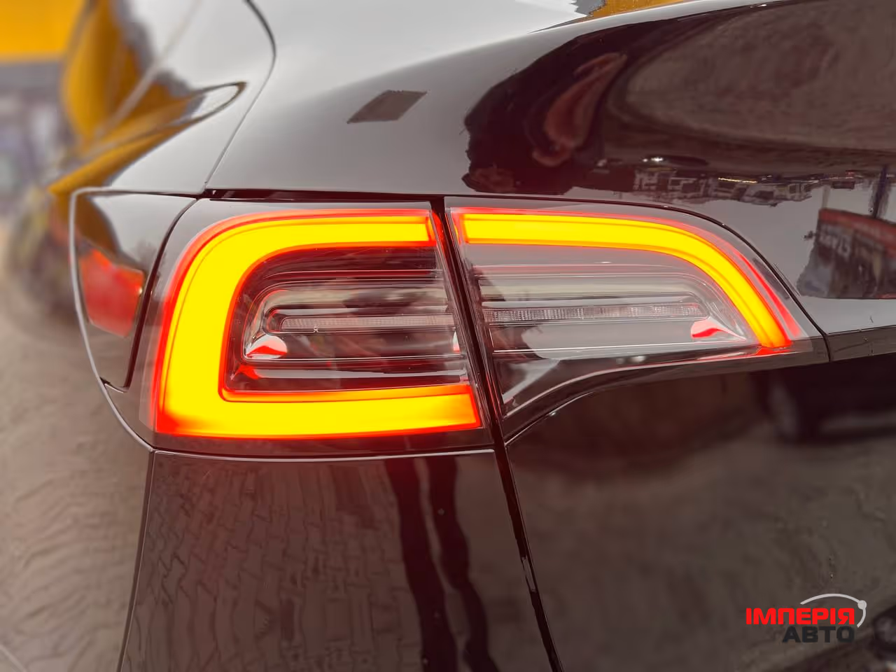 Tesla Model Y - фото 7