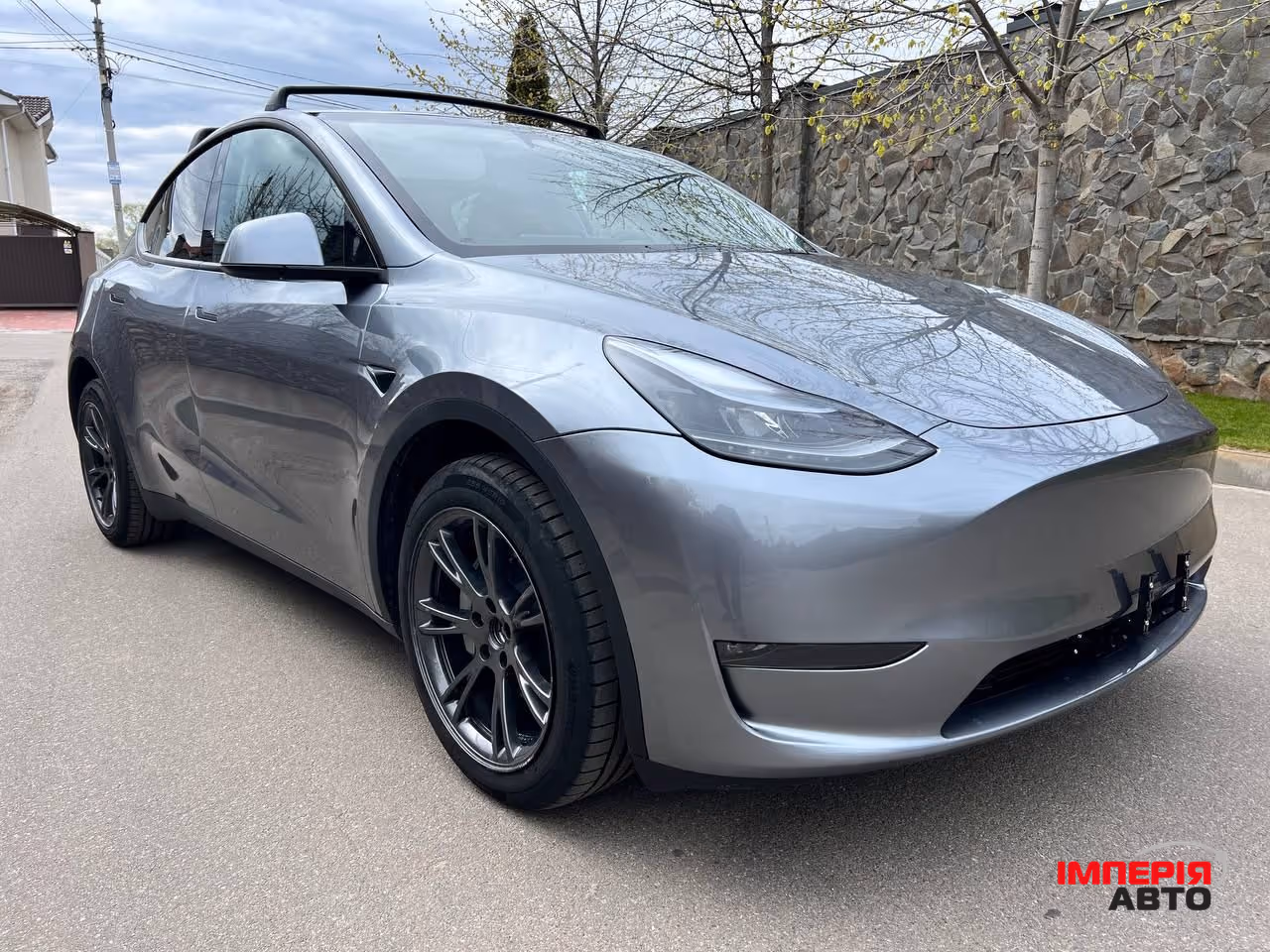 Tesla Model Y - фото 3