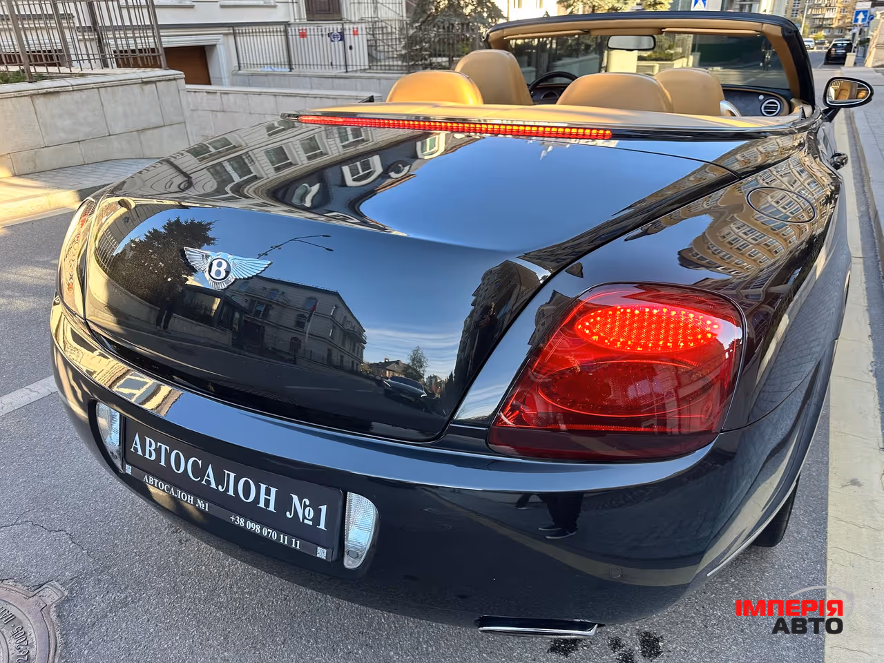 Bentley Continental GTC - фото 6