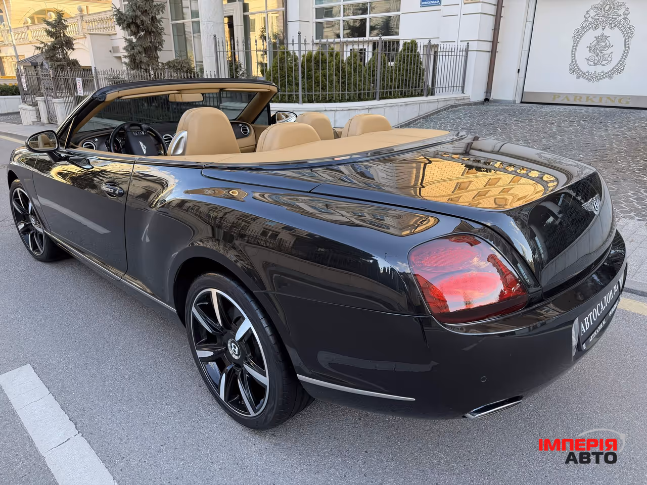 Bentley Continental GTC - фото 4