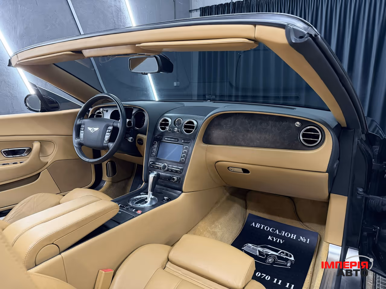 Bentley Continental GTC - фото 20