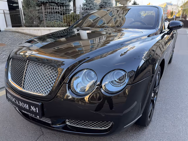 Bentley Continental GTC - фото 2
