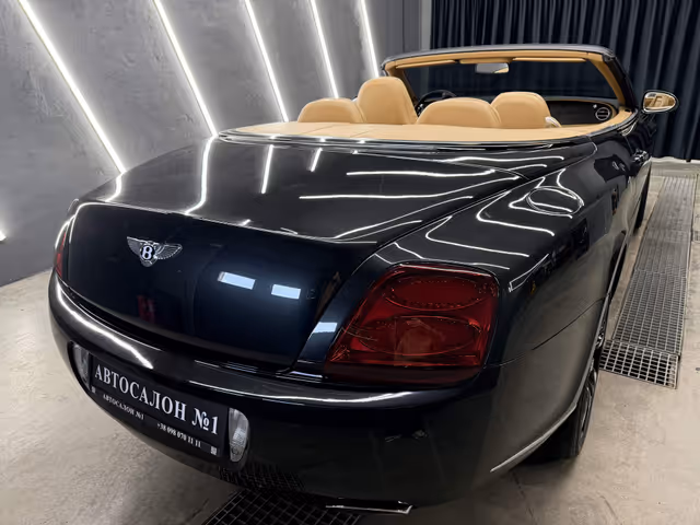 Bentley Continental Flying Spur - фото 5