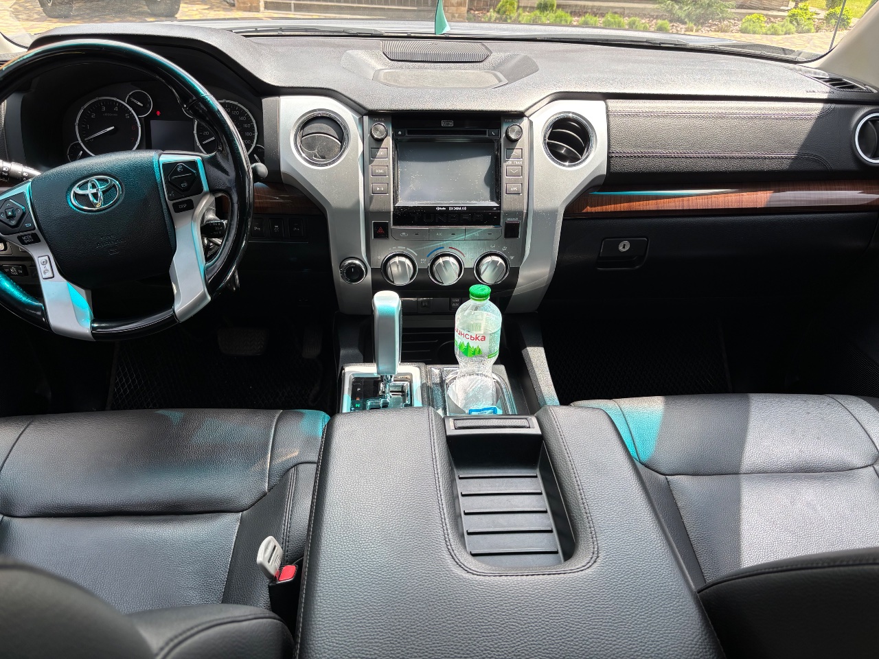 Toyota Tundra - фото 7