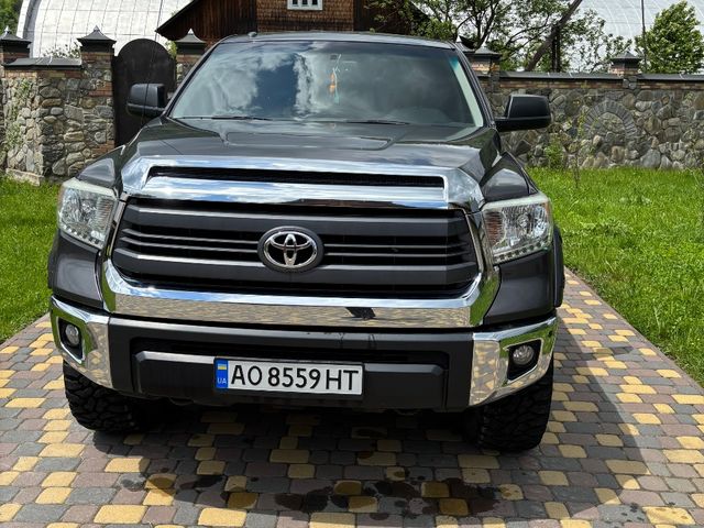 Toyota Tundra - зображення 1